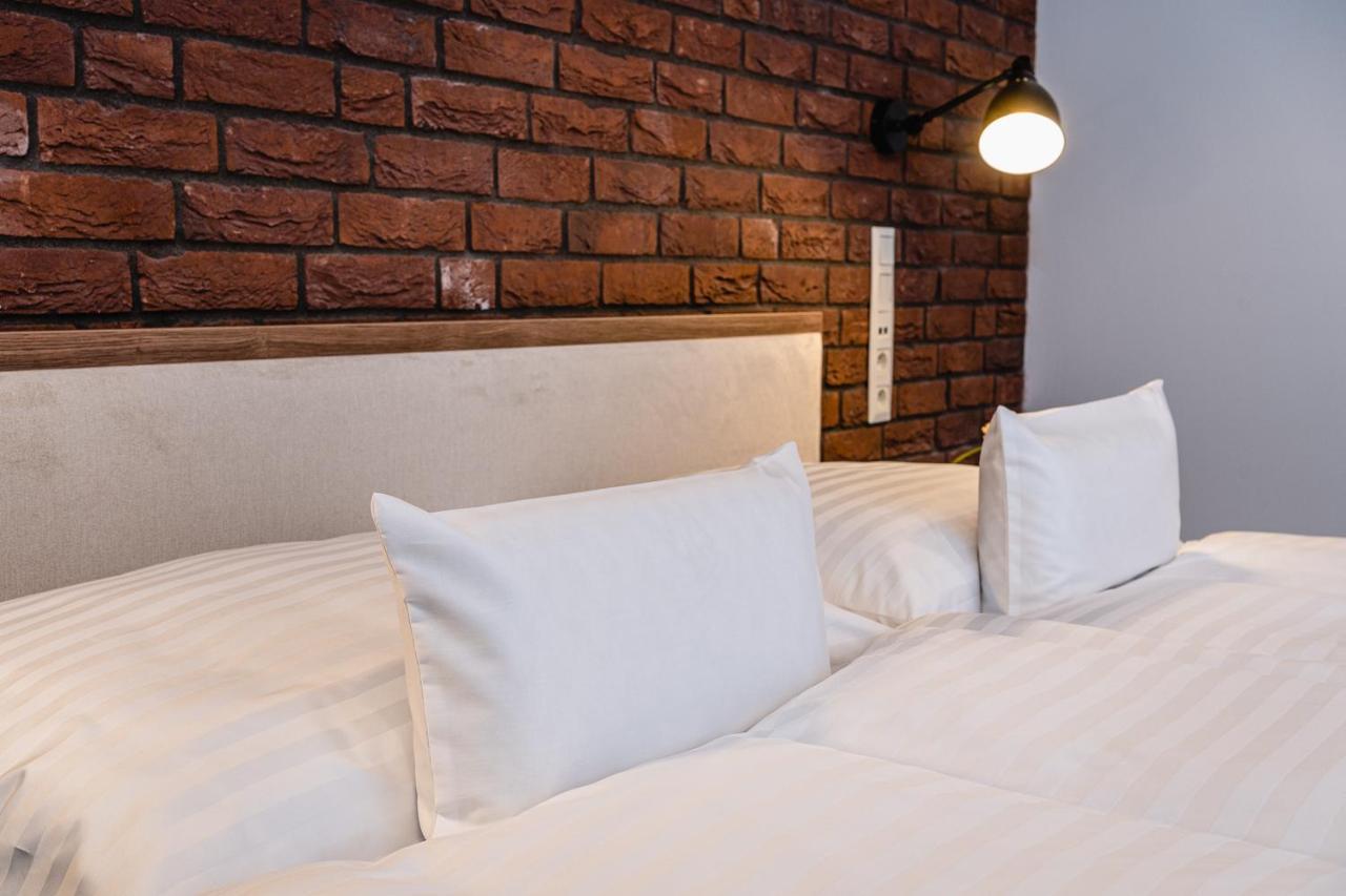 Garni Hotel Dock Братислава Экстерьер фото